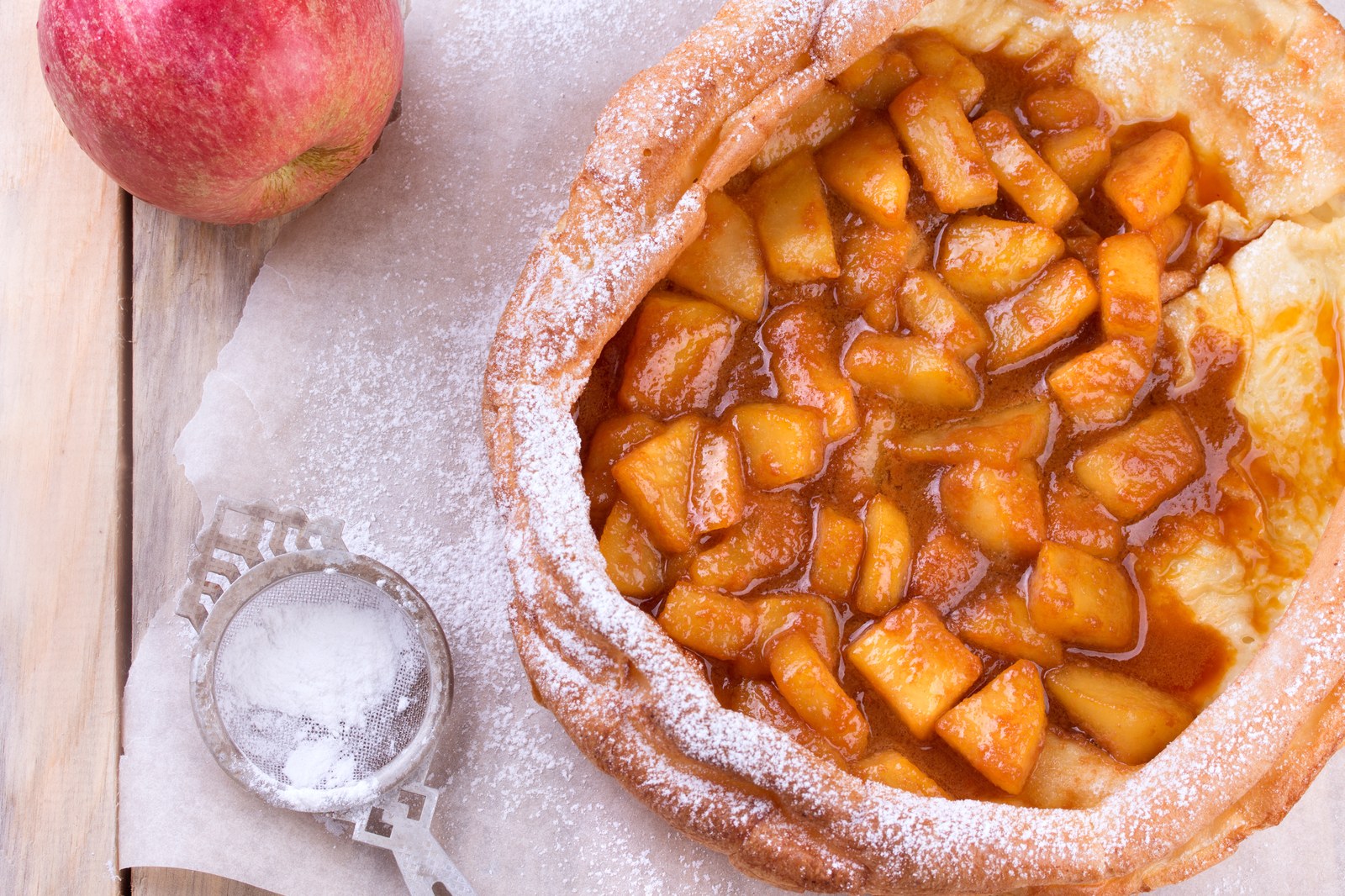 Molasses-Spice Dutch Baby with Sautéed Apples